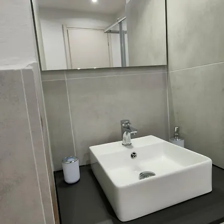 Rooms Ponte Calvi Genoa Exterior photo