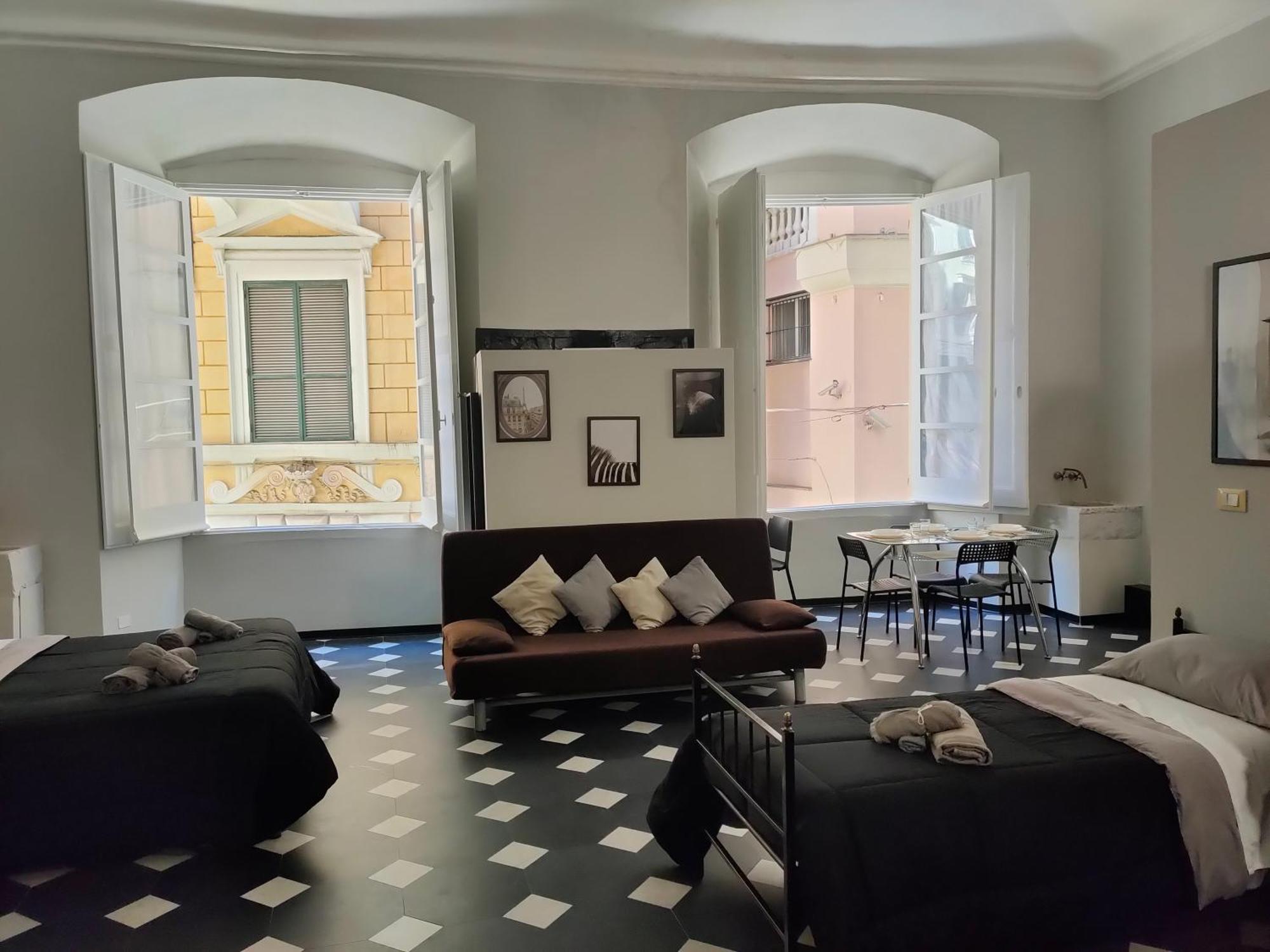 Ponte Calvi Apartment Genoa