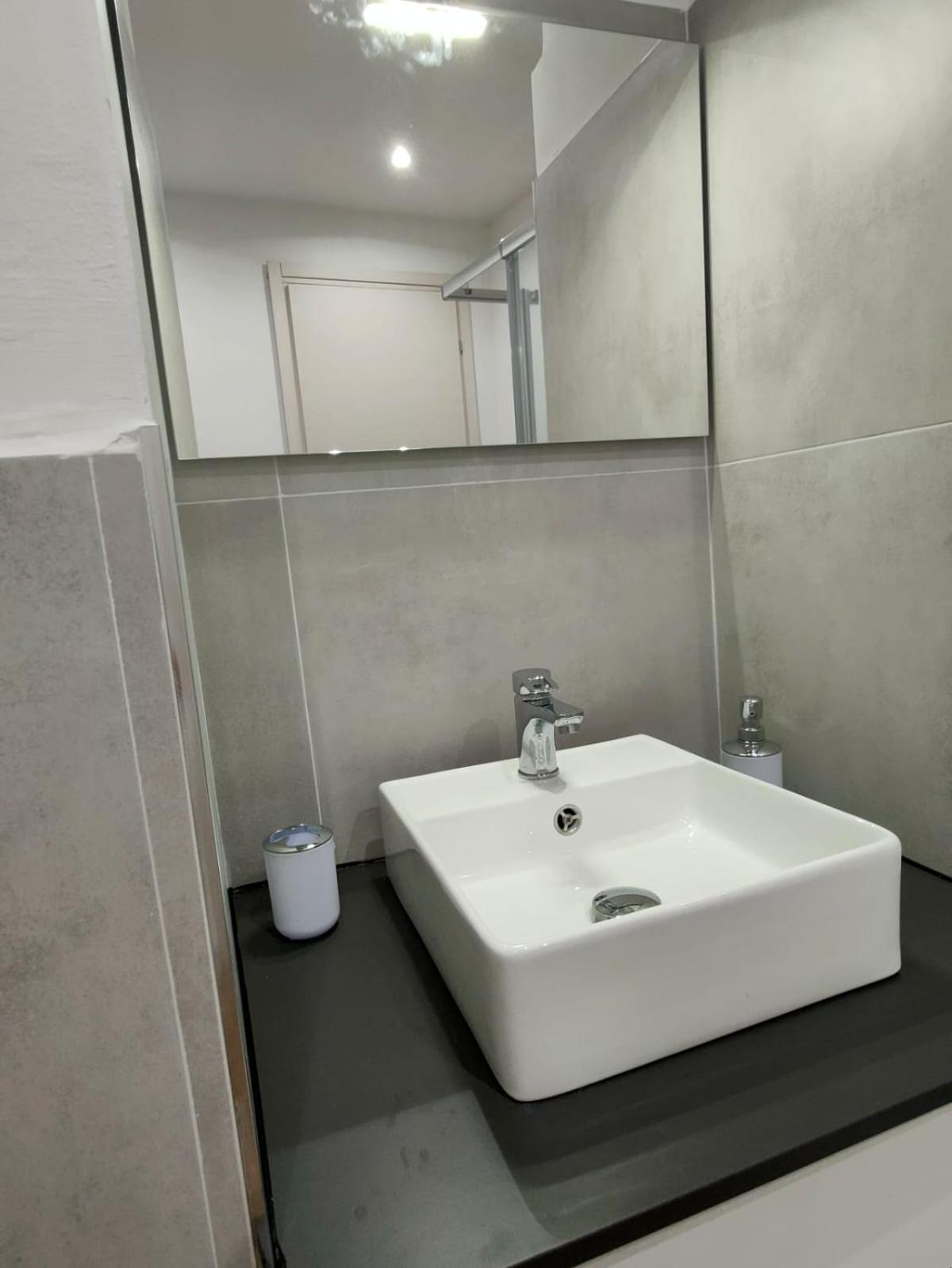 Ponte Calvi Apartment *